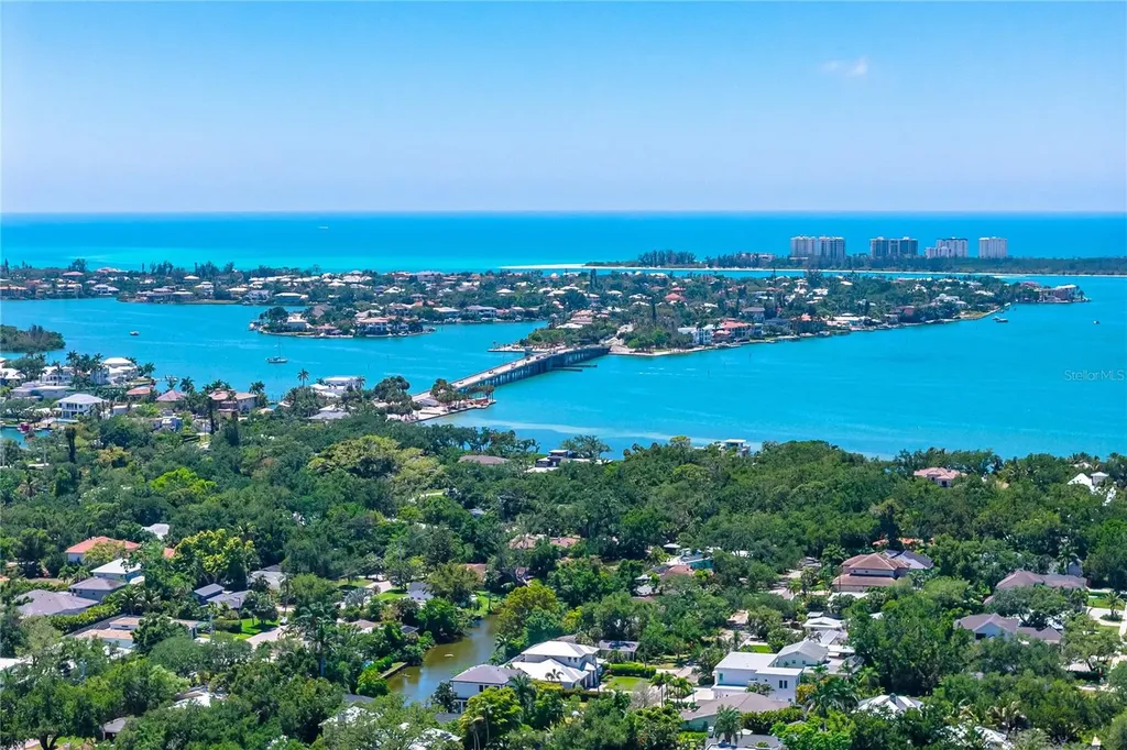 3524 S School Avenue Sarasota FL 34239
