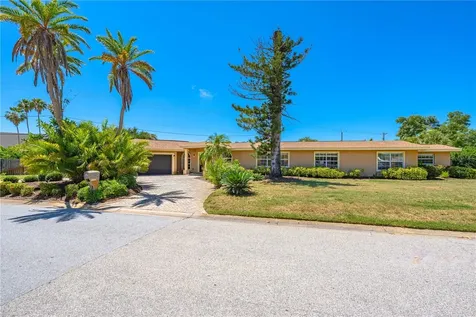 3524 S School Avenue Sarasota FL 34239