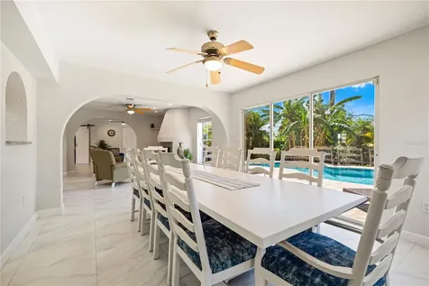 3524 S School Avenue Sarasota FL 34239