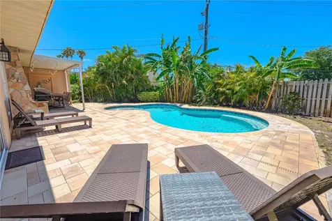 3524 S School Avenue Sarasota FL 34239