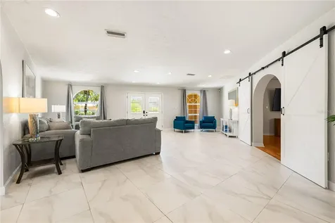 3524 S School Avenue Sarasota FL 34239