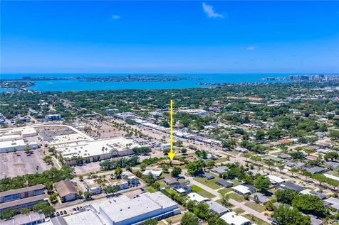 3524 S School Avenue Sarasota FL 34239