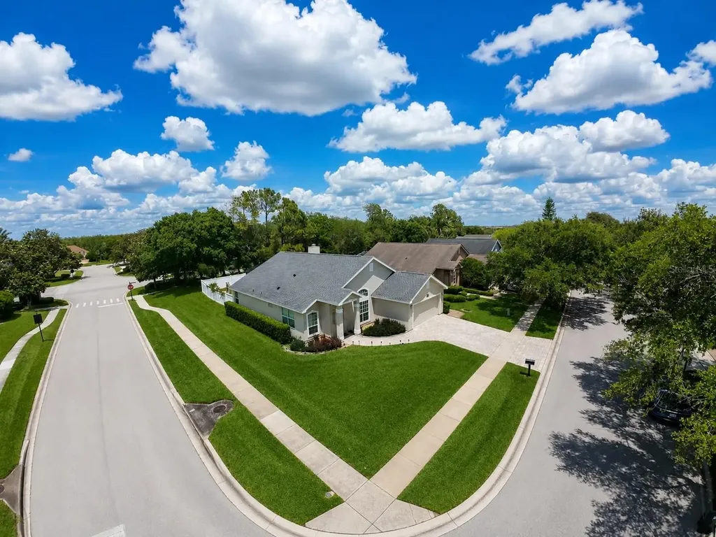 2 Moor Green Court Ocoee FL 34761