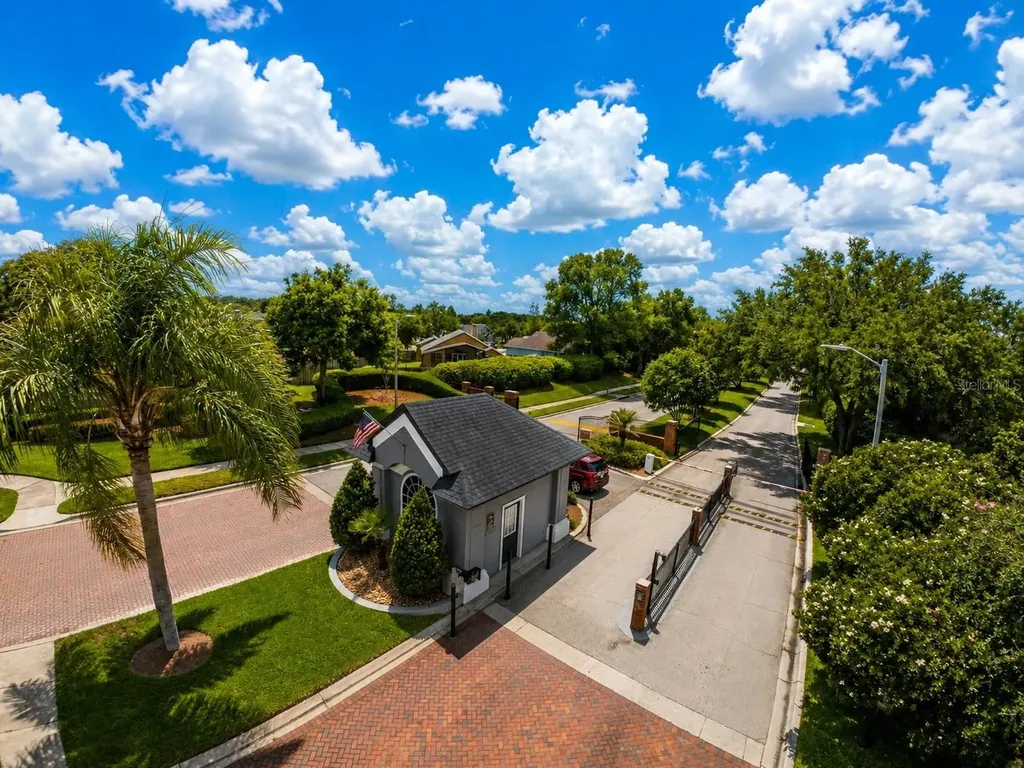 2 Moor Green Court Ocoee FL 34761