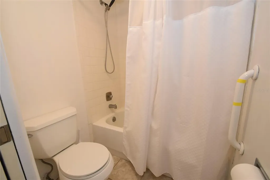 1703 Pelican Cove Road Sarasota FL 34231