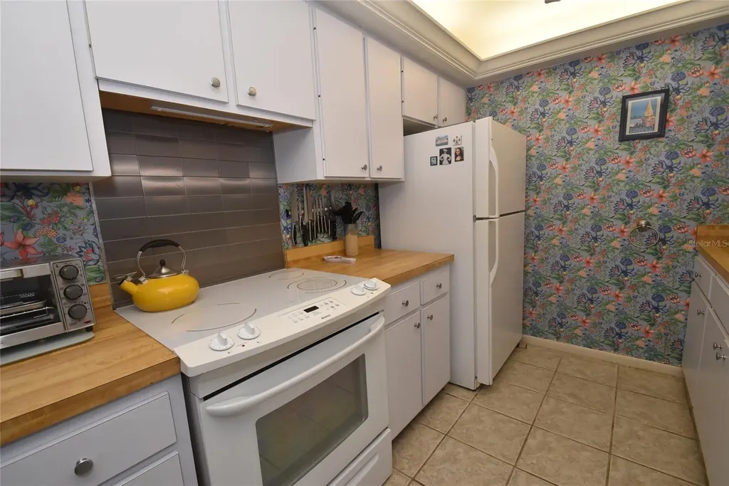 1703 Pelican Cove Road Sarasota FL 34231