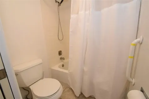 1703 Pelican Cove Road Sarasota FL 34231
