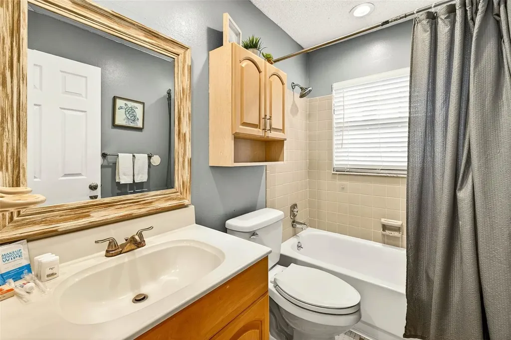 10050 84th Way Largo FL 33777