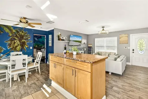 10050 84th Way Largo FL 33777