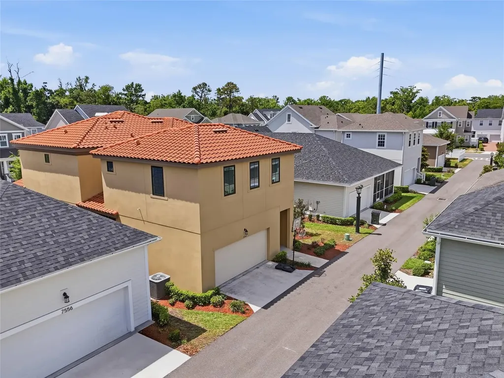 7552 Estuary Lake Loop Kissimmee FL 34747