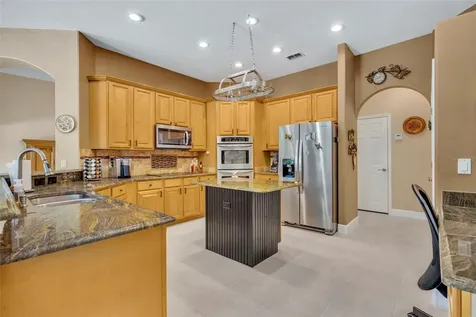 2518 Emerald Tree Lane Apopka FL 32712