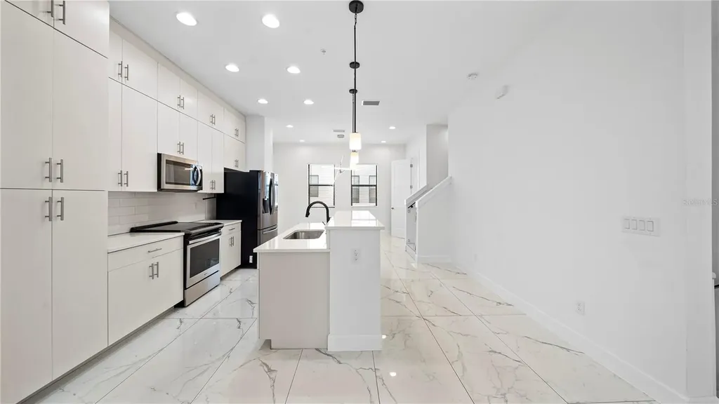 1332 W Gray Street Tampa FL 33606