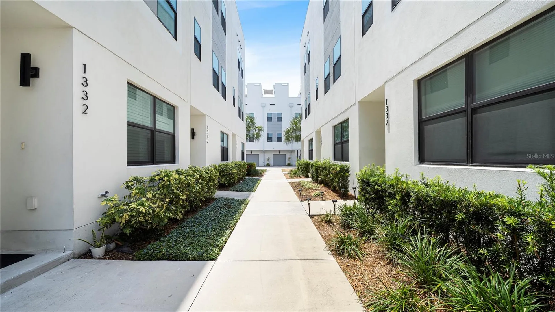 1332 W Gray Street Tampa FL 33606