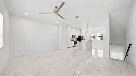 1332 W Gray Street Tampa FL 33606