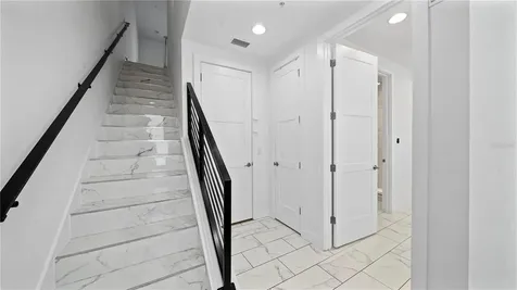 1332 W Gray Street Tampa FL 33606