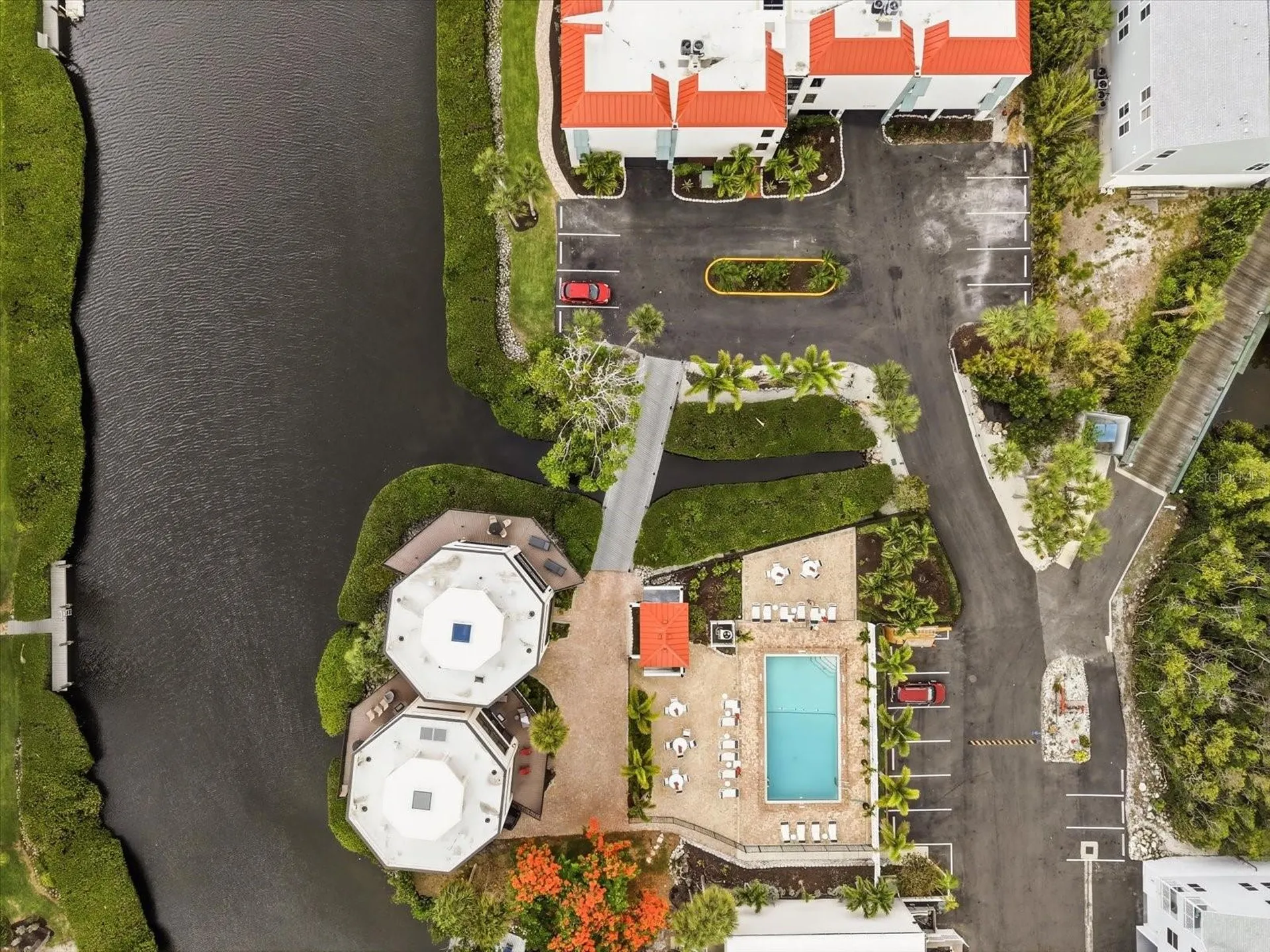 3705 E Bay Drive Holmes Beach FL 34217