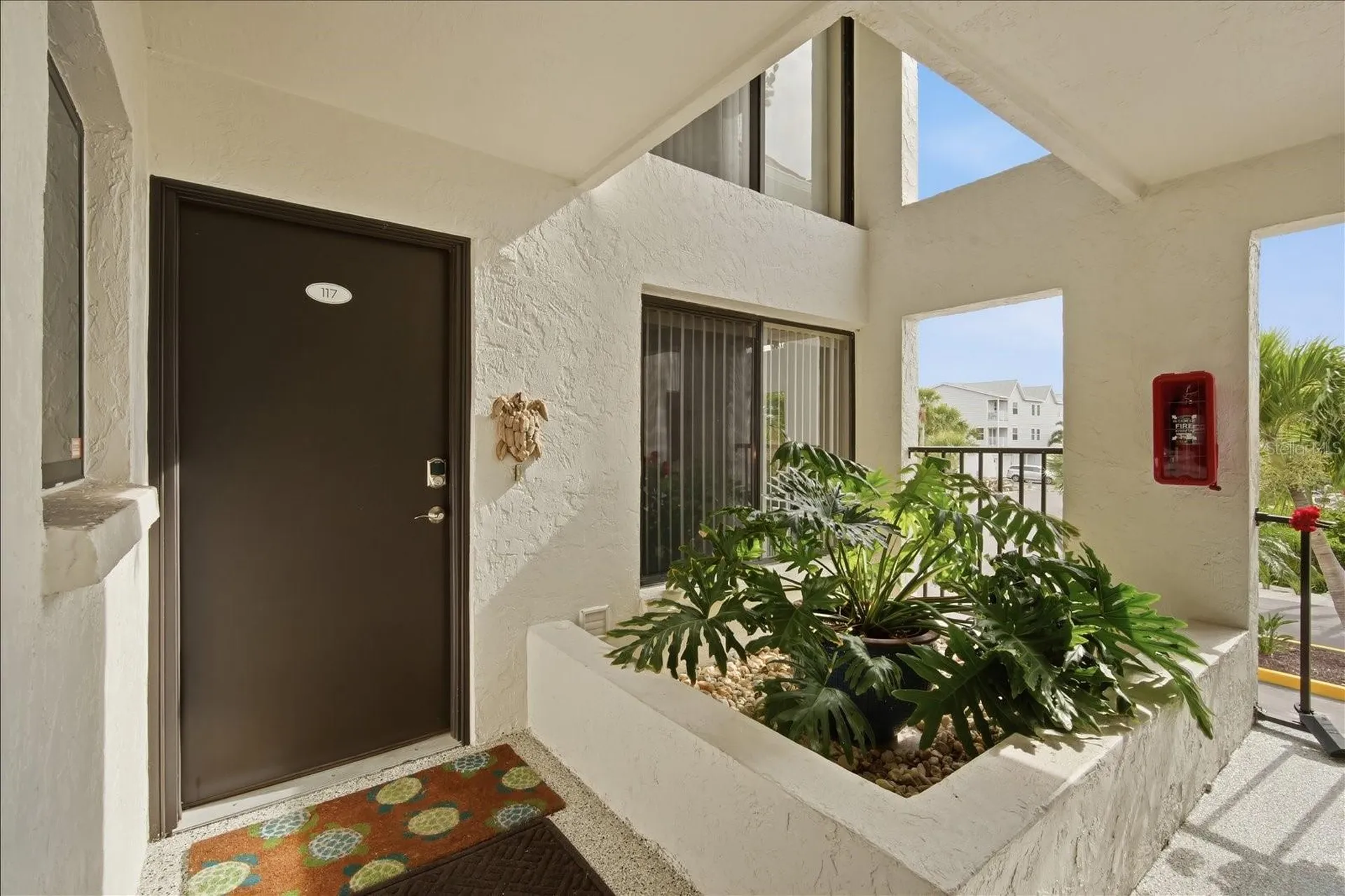 3705 E Bay Drive Holmes Beach FL 34217