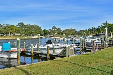 3705 E Bay Drive Holmes Beach FL 34217