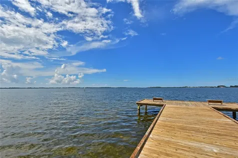 3705 E Bay Drive Holmes Beach FL 34217