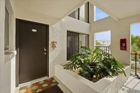 3705 E Bay Drive Holmes Beach FL 34217