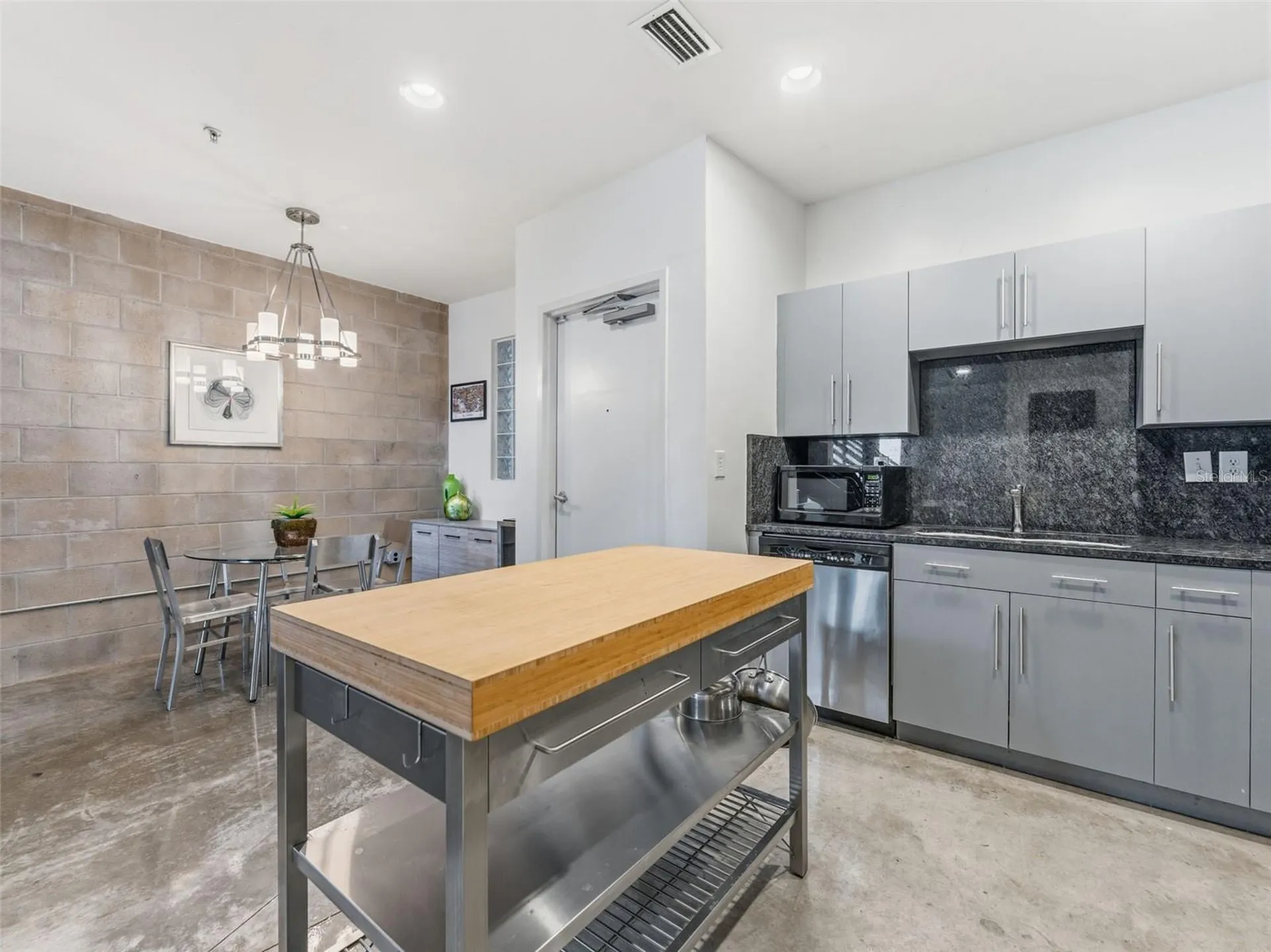 5008 S Macdill Avenue Tampa FL 33611