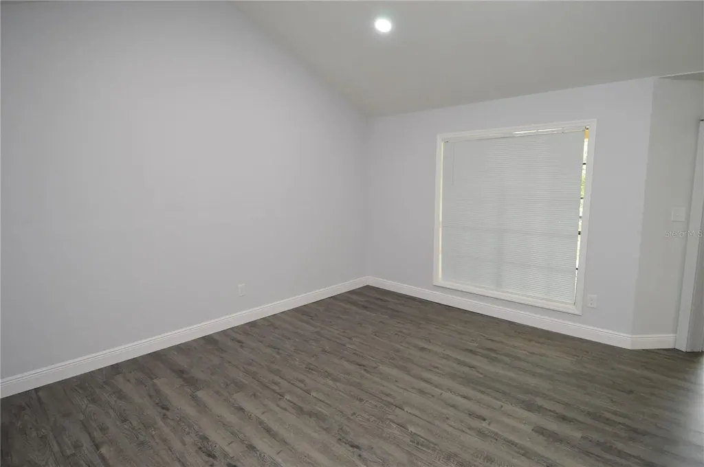 8633 Fancy Finch Drive Tampa FL 33614