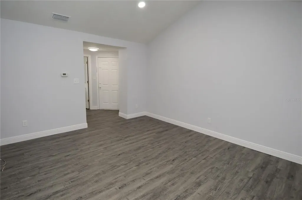 8633 Fancy Finch Drive Tampa FL 33614