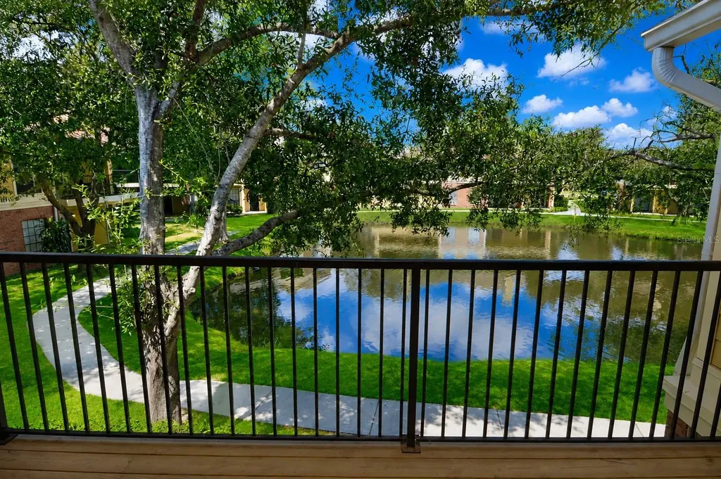 8633 Fancy Finch Drive Tampa FL 33614