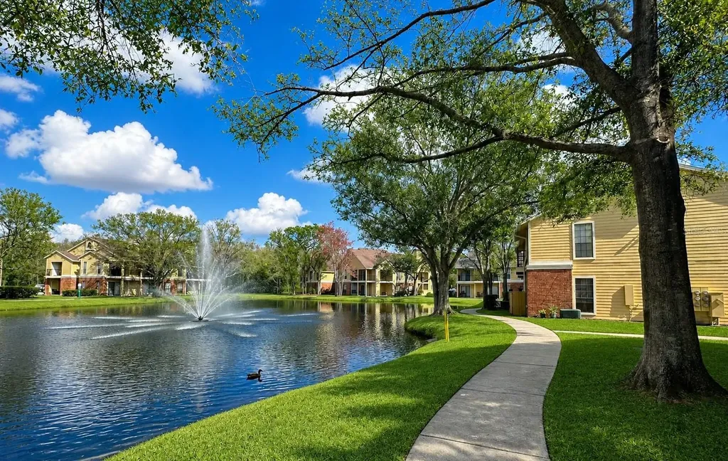 8633 Fancy Finch Drive Tampa FL 33614