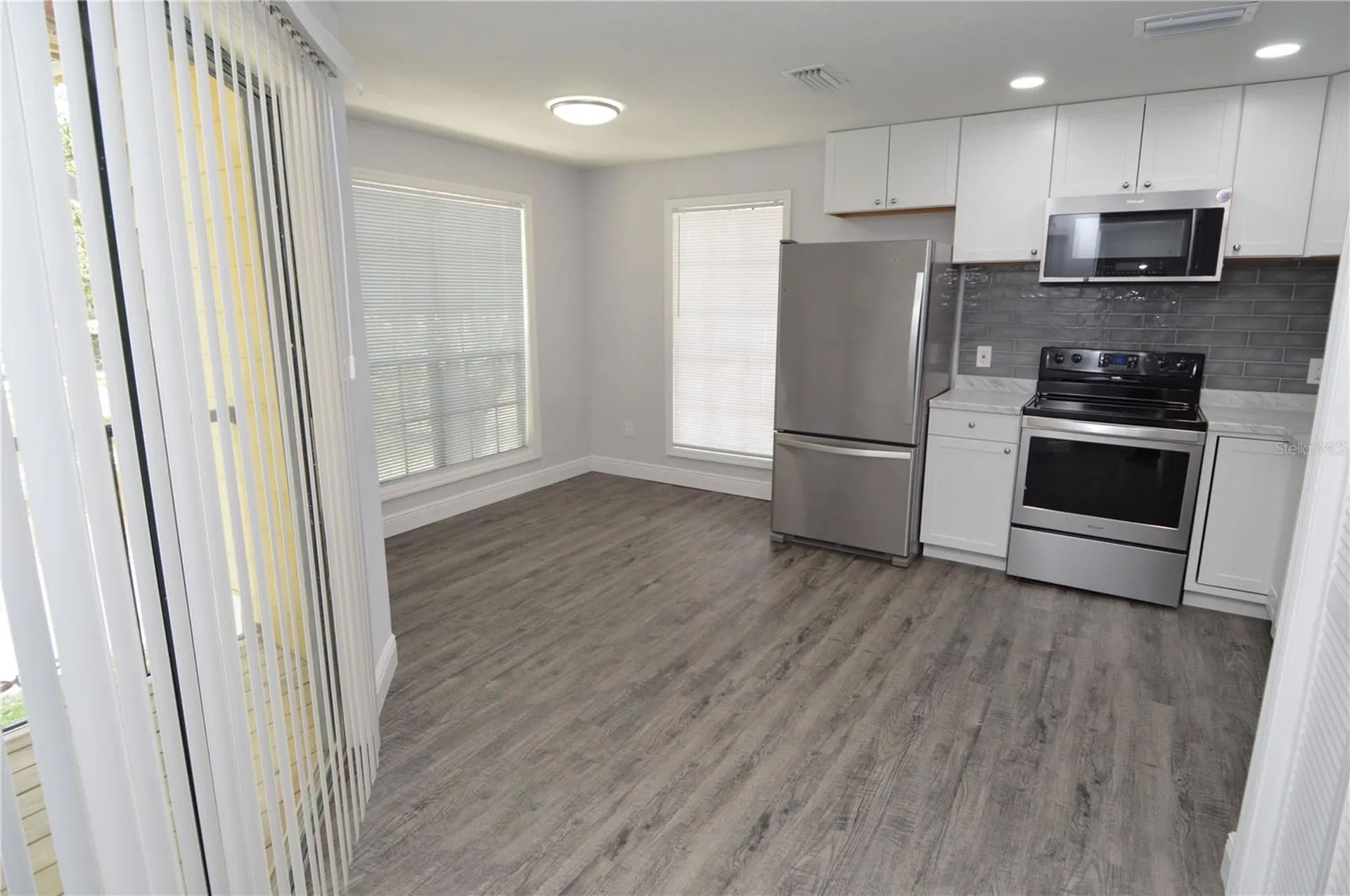 8633 Fancy Finch Drive Tampa FL 33614