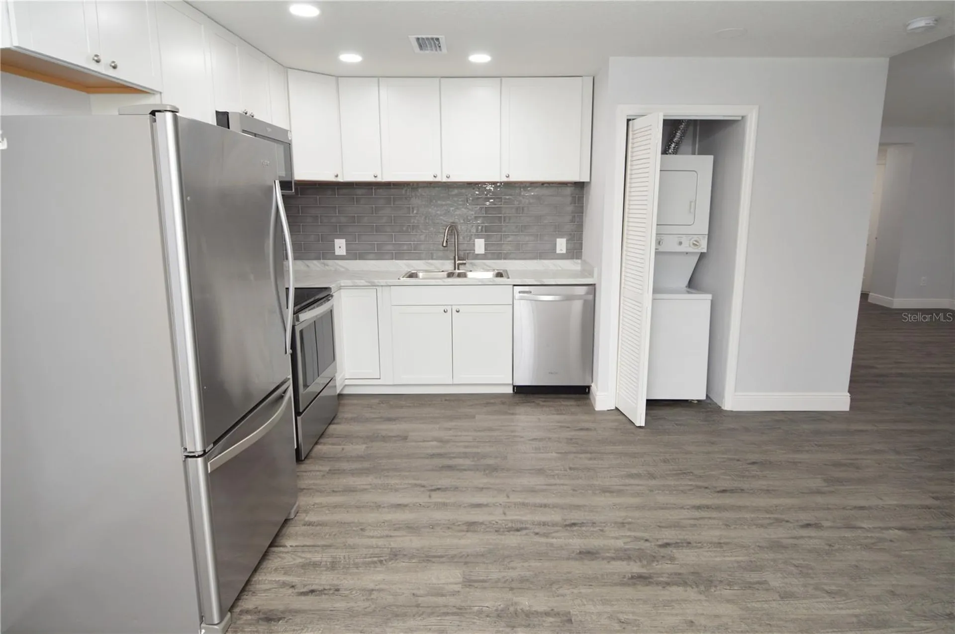 8633 Fancy Finch Drive Tampa FL 33614
