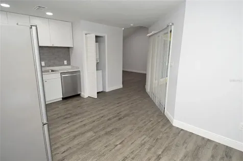 8633 Fancy Finch Drive Tampa FL 33614