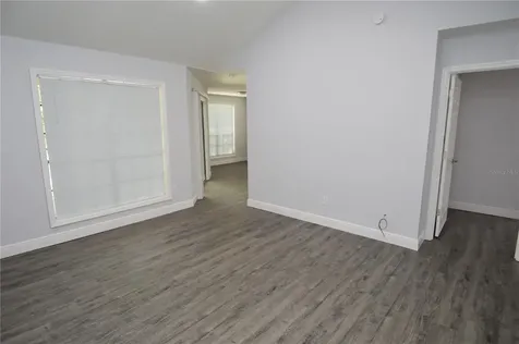8633 Fancy Finch Drive Tampa FL 33614