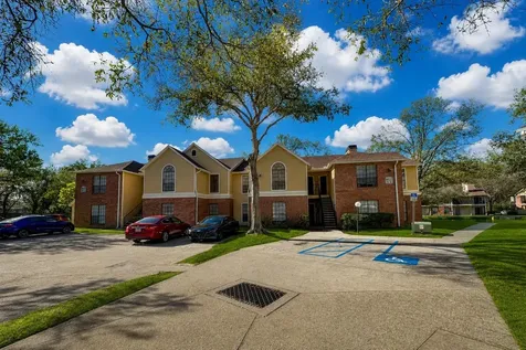 8633 Fancy Finch Drive Tampa FL 33614