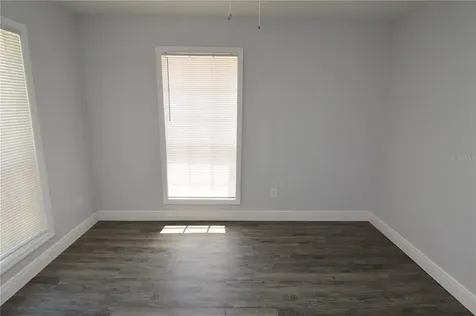 8633 Fancy Finch Drive Tampa FL 33614