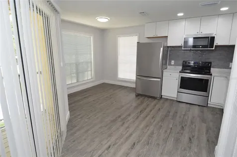 8633 Fancy Finch Drive Tampa FL 33614