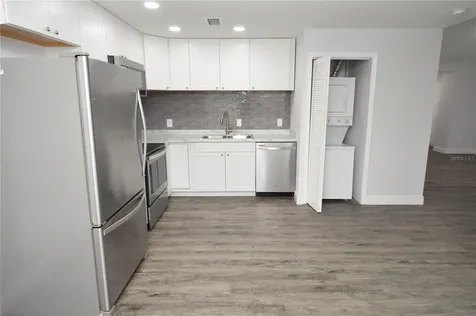 8633 Fancy Finch Drive Tampa FL 33614