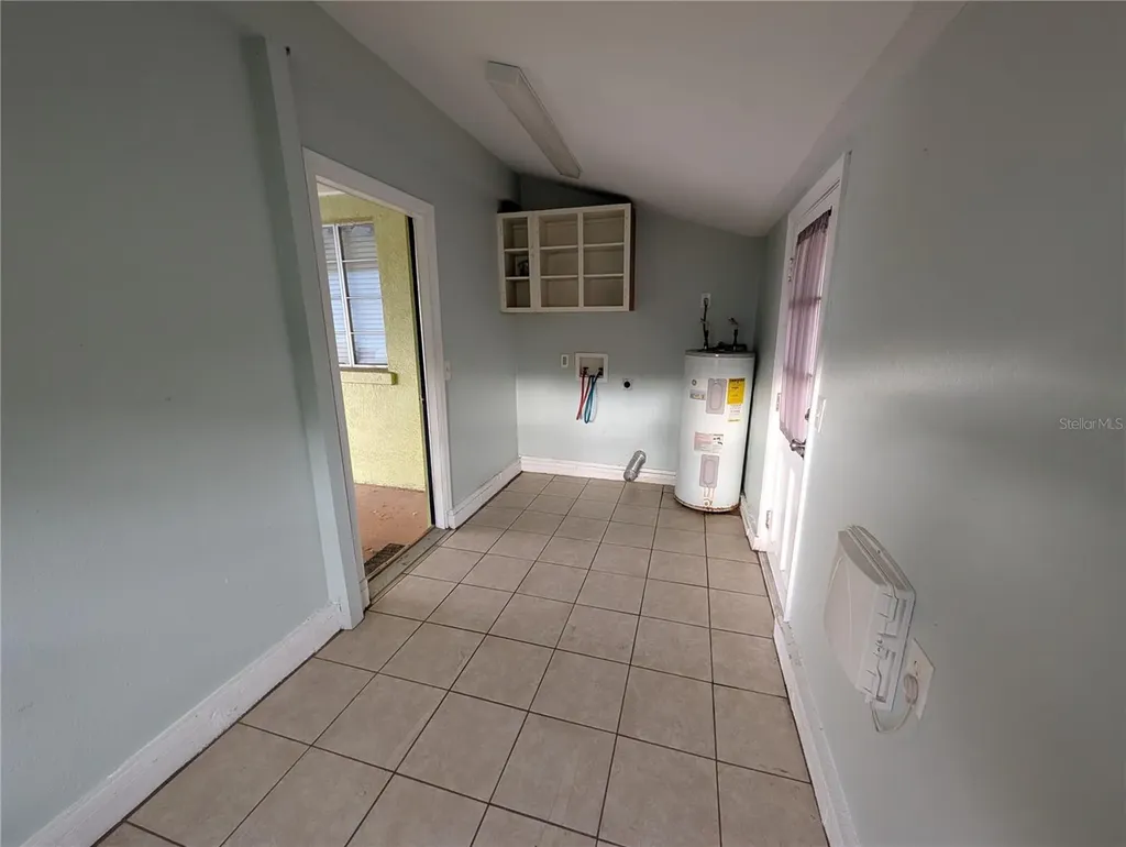 1912 3rd Avenue E Bradenton FL 34208