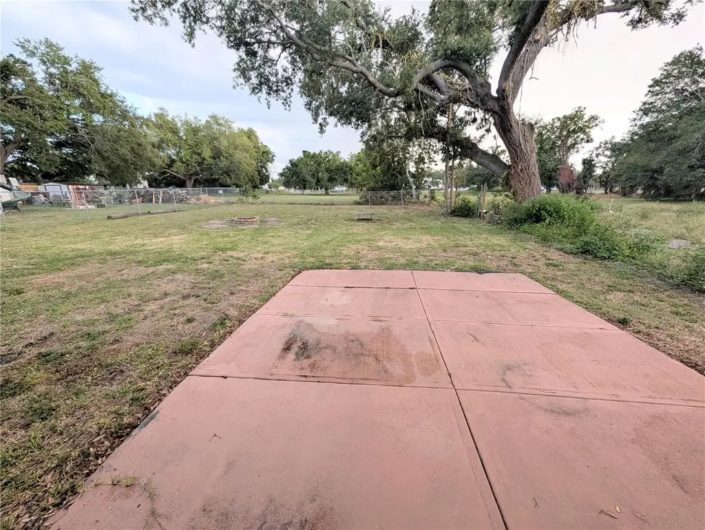 1912 3rd Avenue E Bradenton FL 34208
