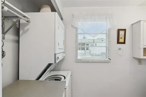 102 Parkland Drive Eustis FL 32726