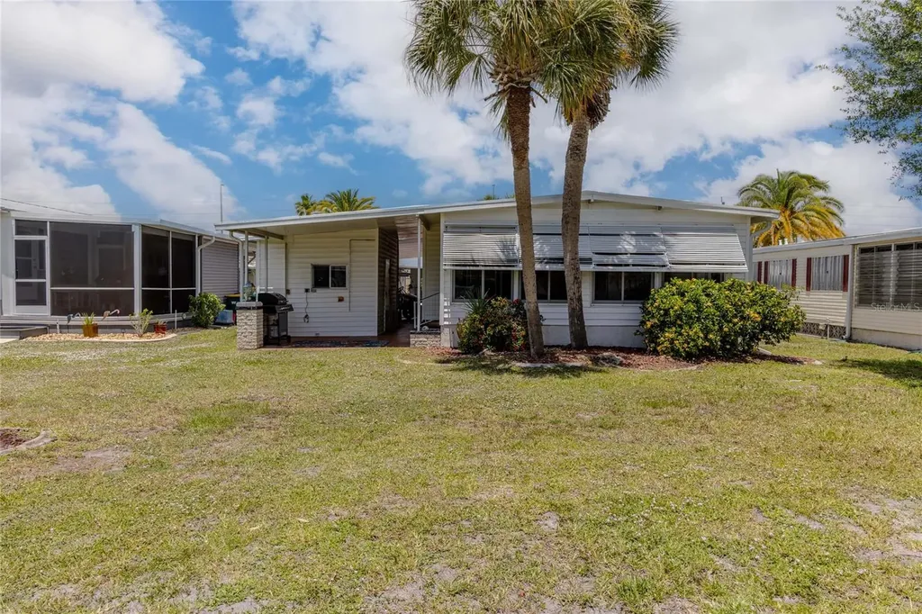 2100 Kings Highway Punta Gorda FL 33980