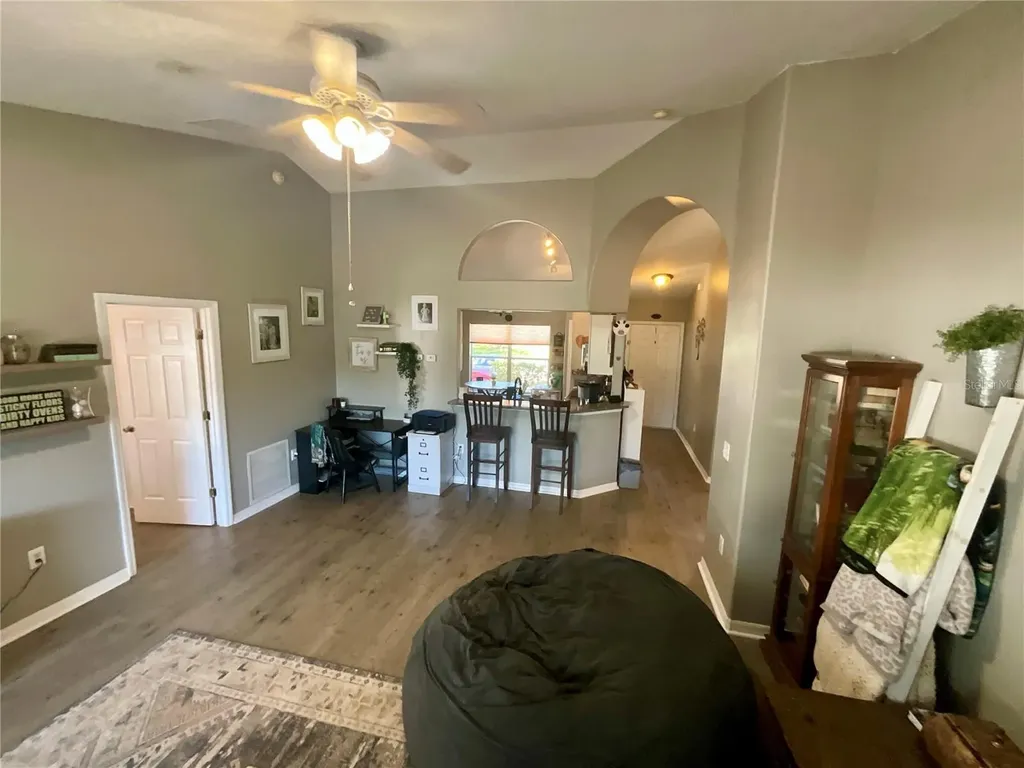 13512 Biscayne Drive Grand Island FL 32735