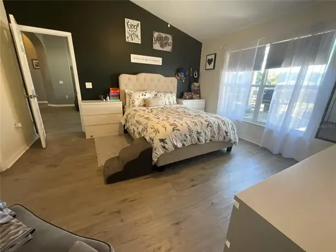 13512 Biscayne Drive Grand Island FL 32735
