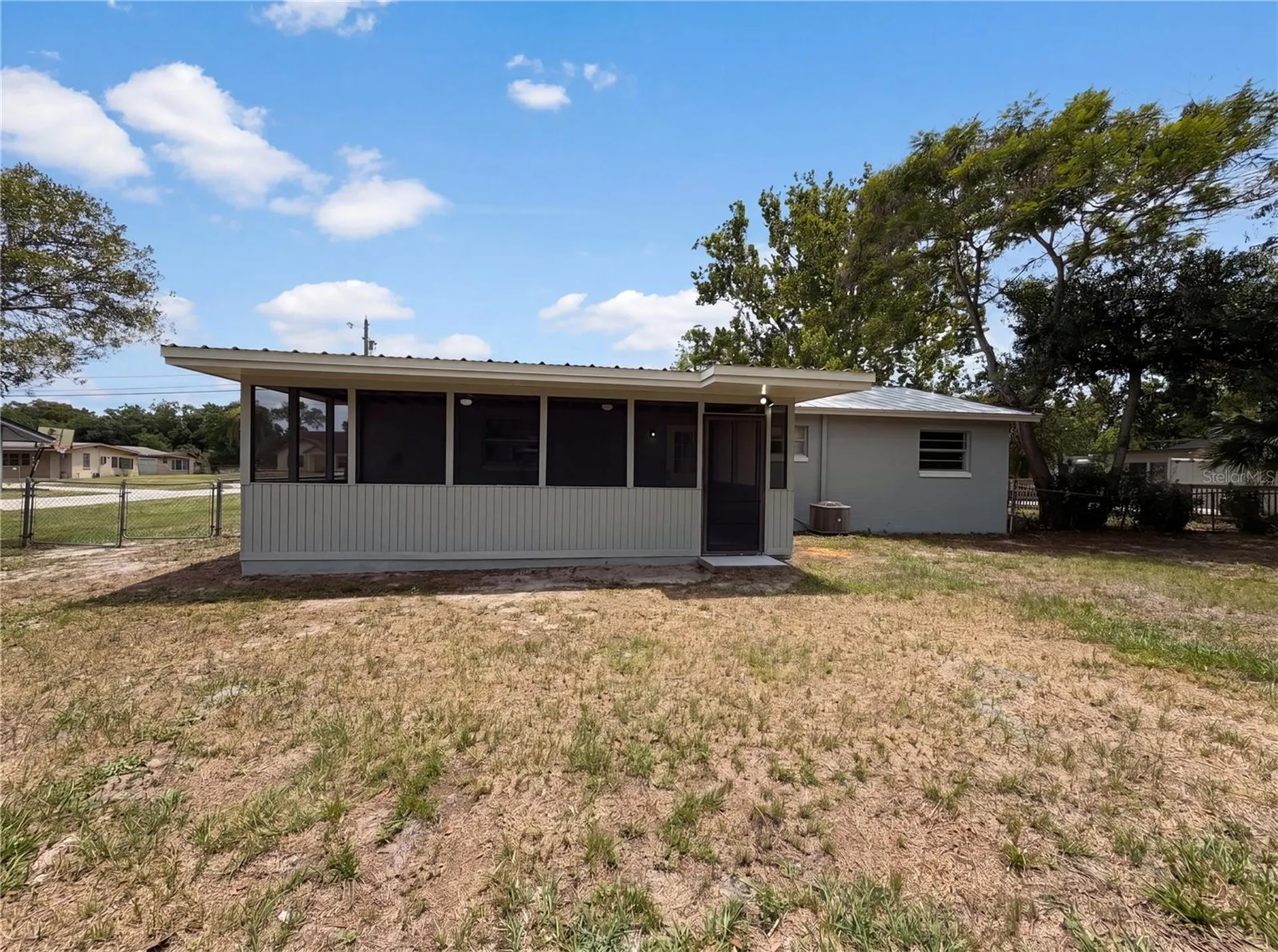 11607 English Street Orlando FL 32817