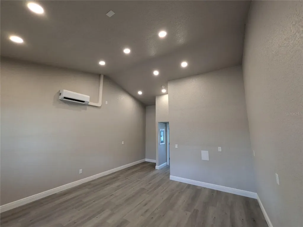 1120 Pinellas Bayway S St Petersburg FL 33715