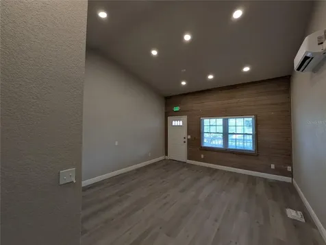 1120 Pinellas Bayway S St Petersburg FL 33715