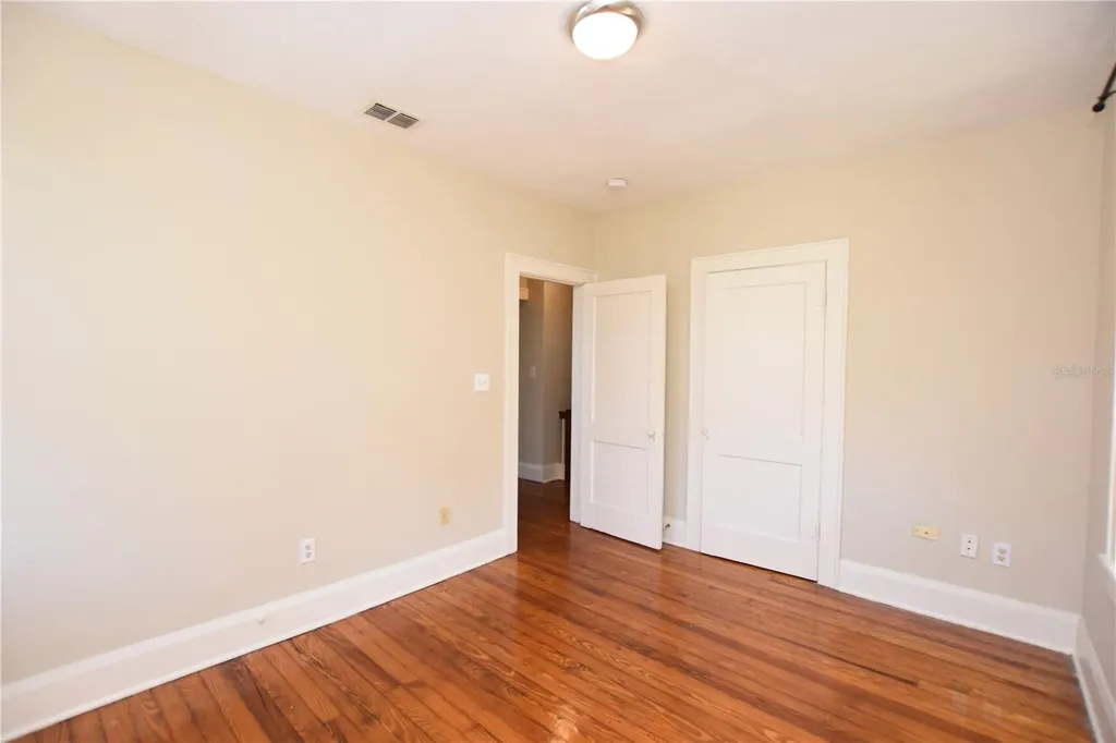 709 1/2 Park Hill Avenue Lakeland FL 33801