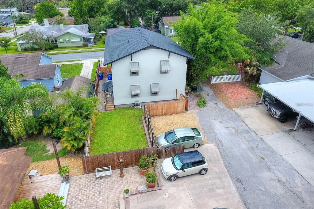 709 1/2 Park Hill Avenue Lakeland FL 33801