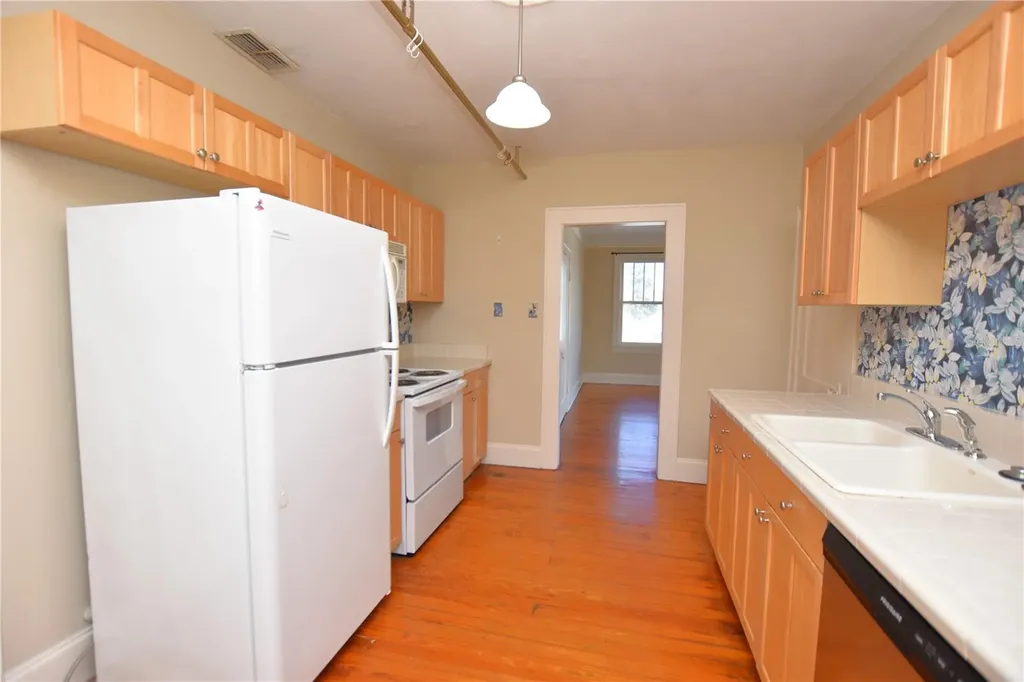 709 1/2 Park Hill Avenue Lakeland FL 33801