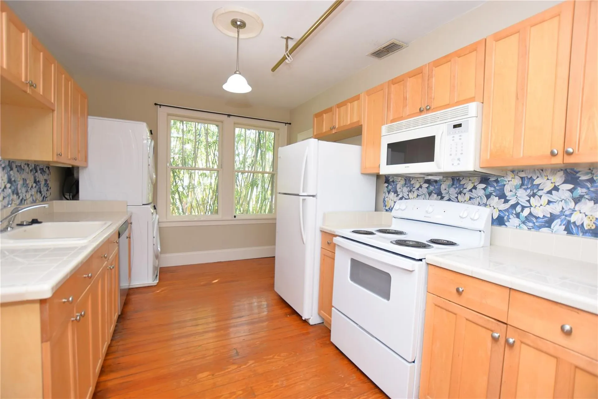 709 1/2 Park Hill Avenue Lakeland FL 33801